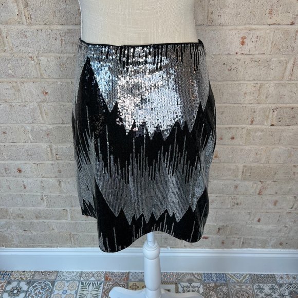 Darla Skirt - Picture 2 of 8